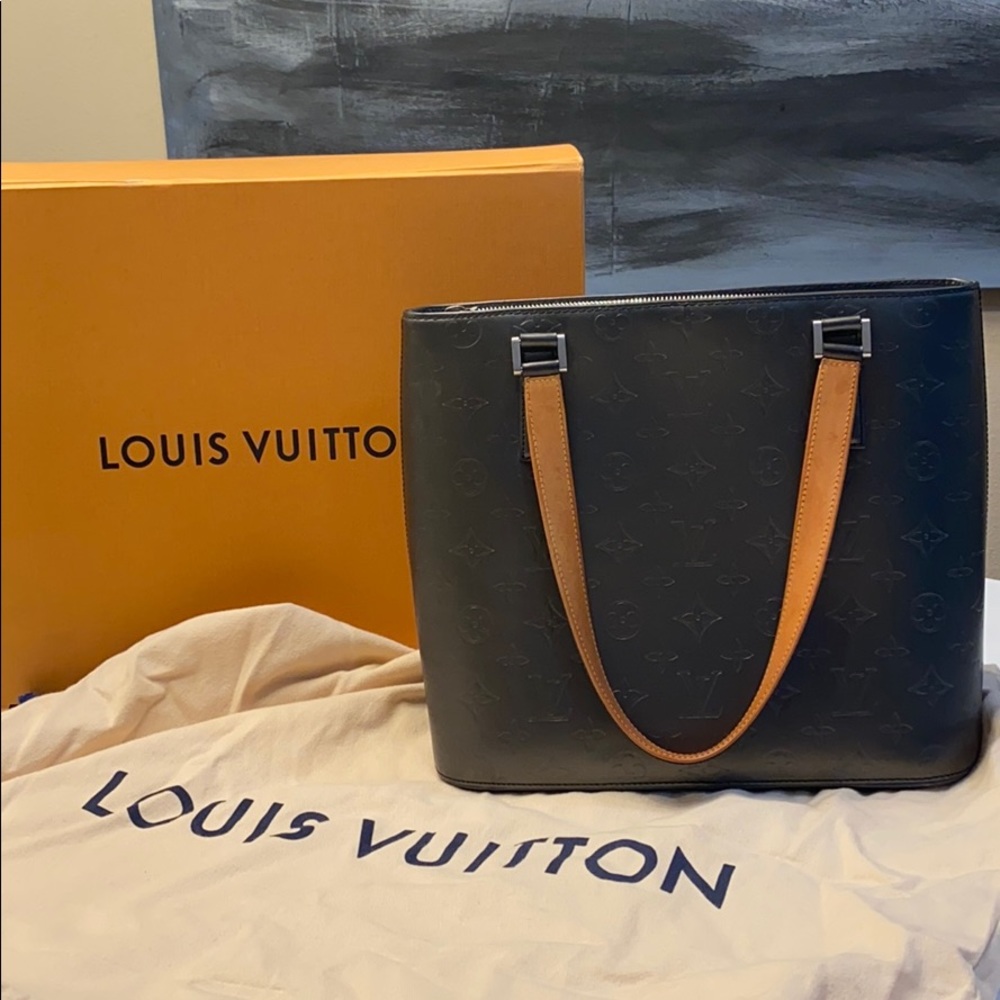 SOLD Vintage Authentic Louis Vuitton shoulder bag